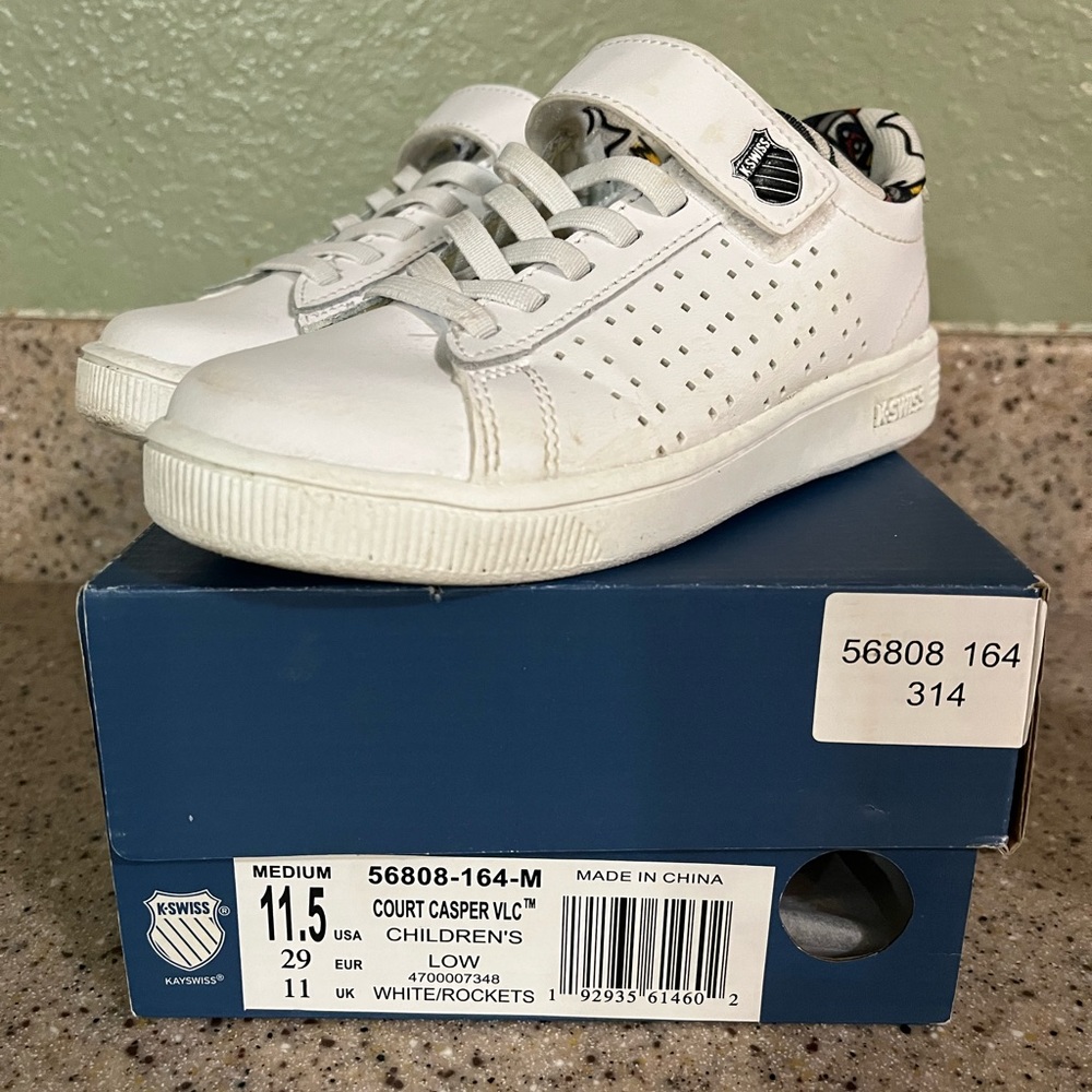 Childrens white size 11.50 K-SWISS shoes - like new.